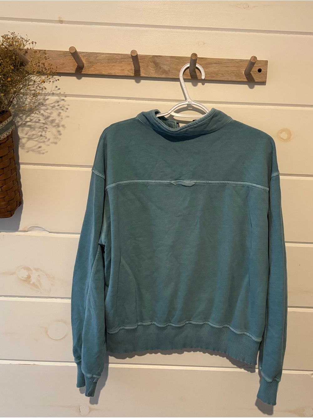 Zenana Women’s Quarter Zip Pull Over 100% Cotton M - Picture 2 of 4